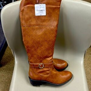 Ladies boots St. John’s Bay new with tags